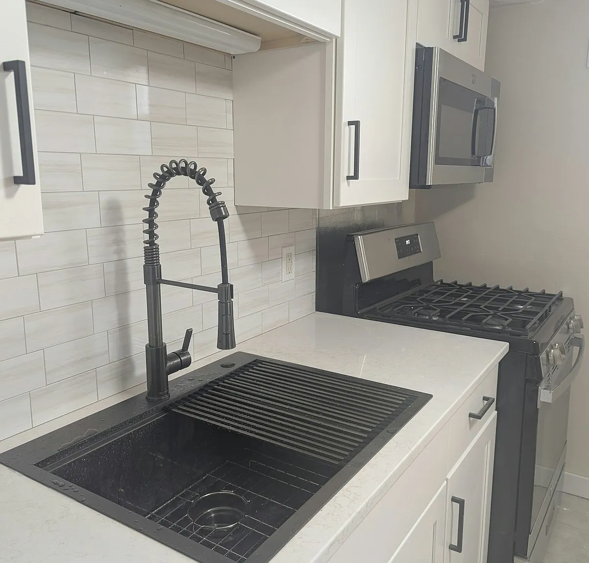 121 N 36th St, Unit 3 — Photo 1