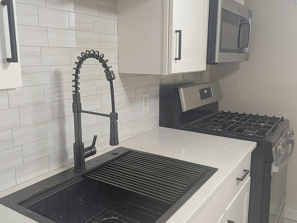 1st image of 121 N 36th St APT 3