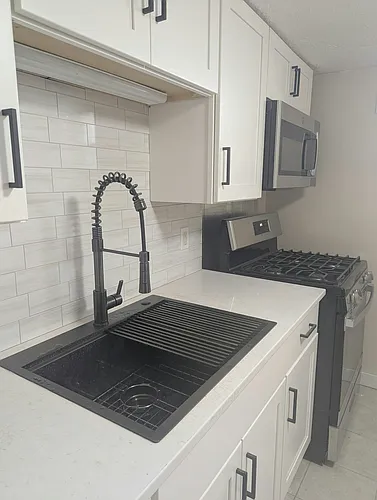 121 N 36th St #3 Photo 1
