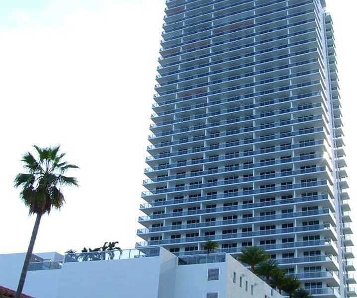 1st image of 600 NE 27th St APT 2604