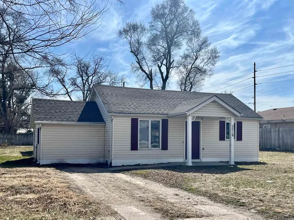 2519 5th St, Columbus, NE 68601