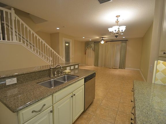 5th image of 3931 Cesare St