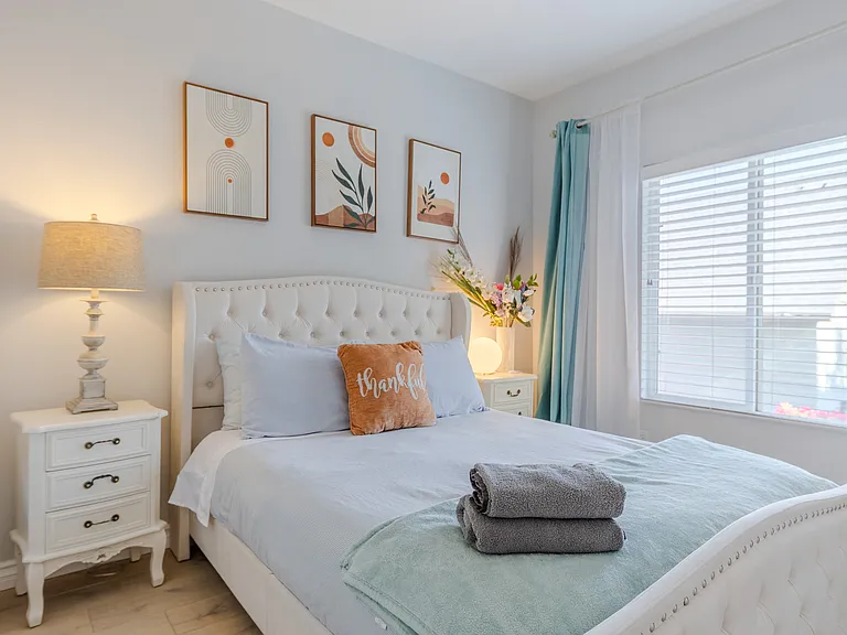 628 E Walnut St — Photo 27