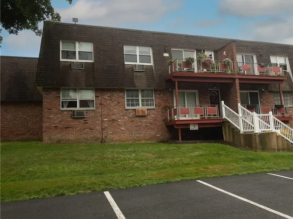 4 Crescent Drive #14, Thiells, NY 10984