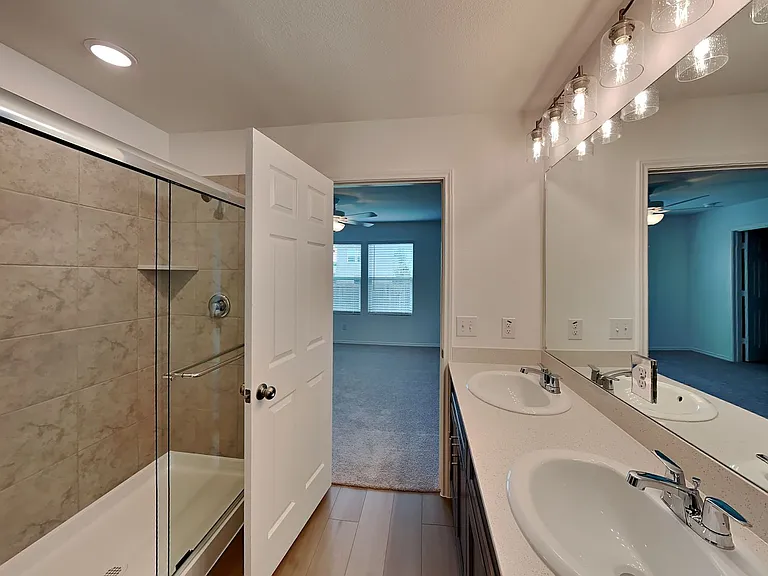 1017 Valerian Dr — Photo 6