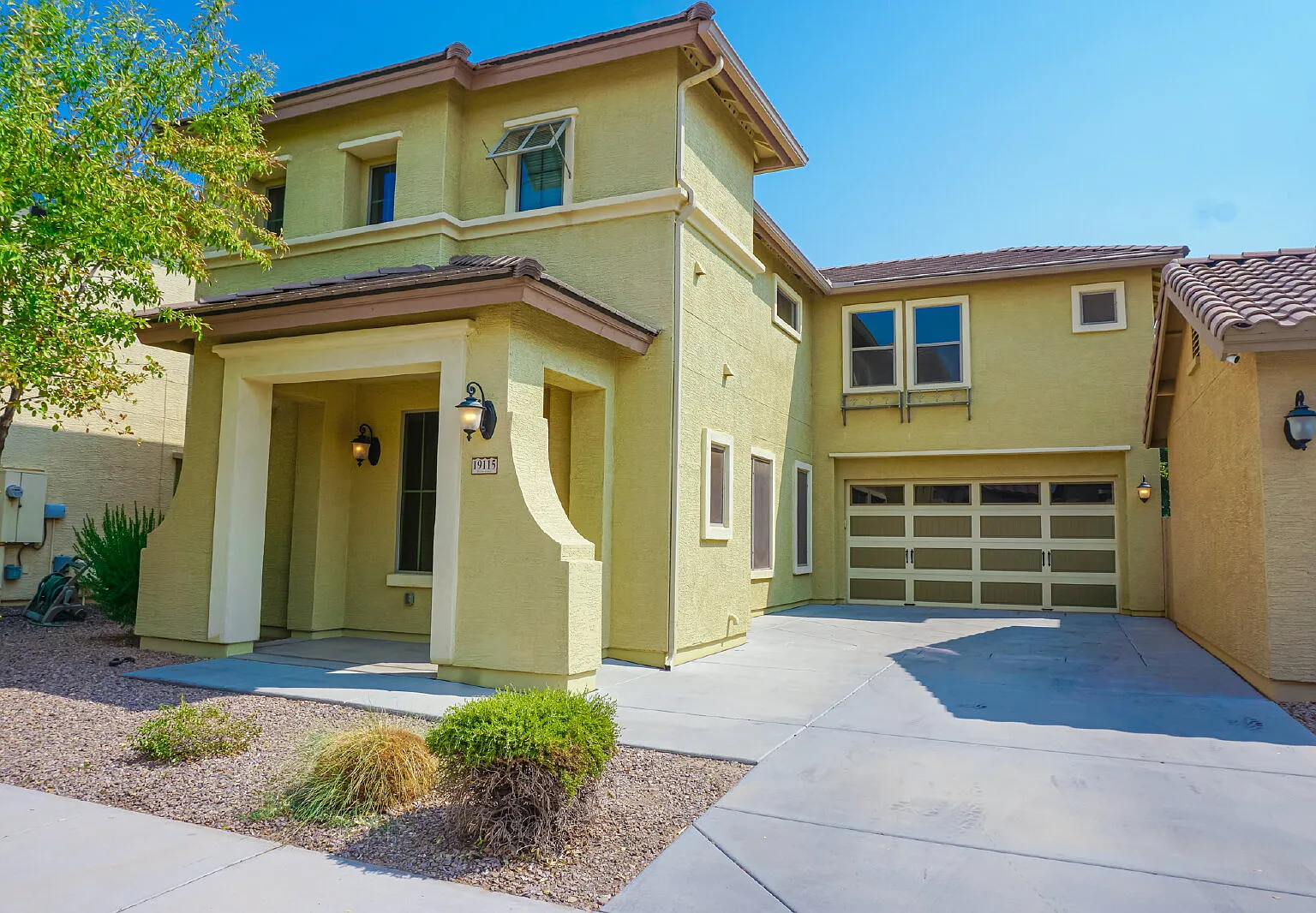 19115 E Superstition Ct — Photo 1