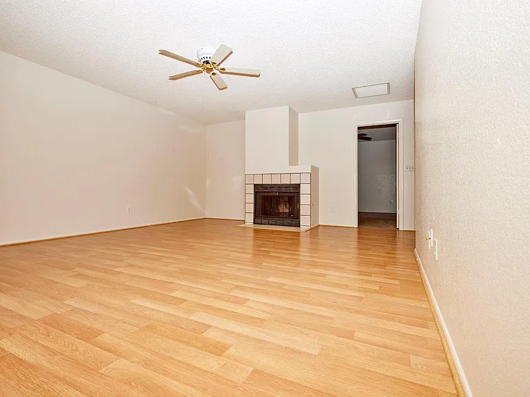 3069 Tetons Ct #9A — Photo 9