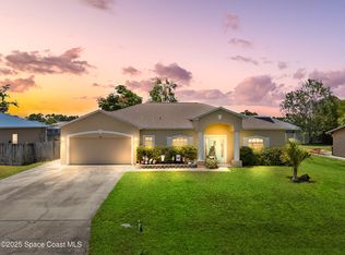 420 Calamondin Ave NW, Palm Bay, FL 32907