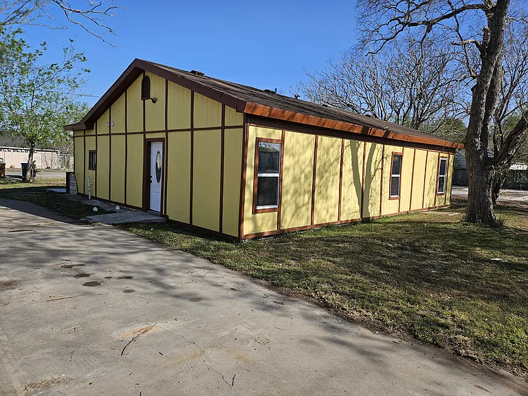 2907 Irma Dr — Photo 7