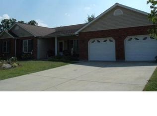 1138 Valle Spring Trl, Ste Genevieve, MO 63670