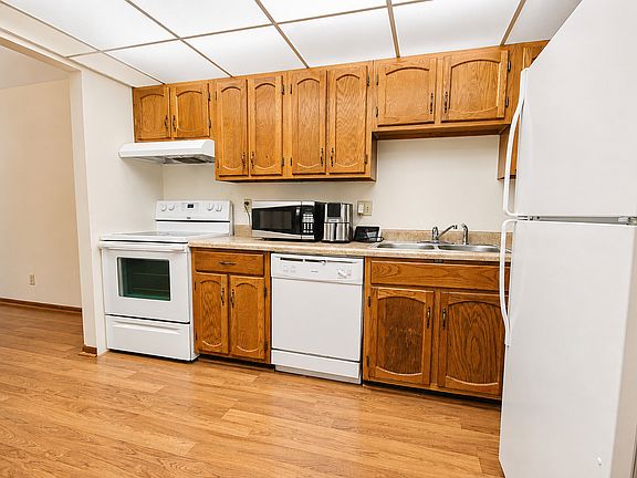 5th image of 2608 186th St APT 205