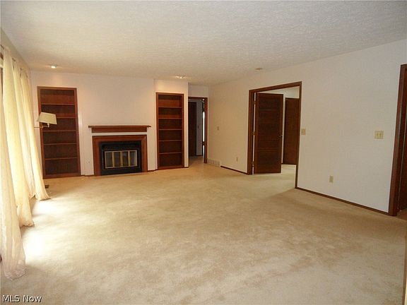 2nd image of 19301 Co Moor Blvd