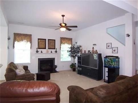 2nd image of 10252 Tintinhull Dr