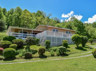 160 Donnie Cochran Rd, Bryson City, NC 28713