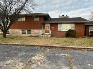 7100 Ash Ave, Gary, IN 46403