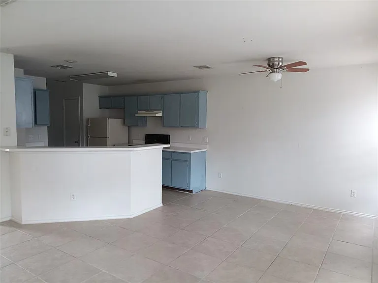 9627 Sugar Hill Dr #B — Photo 3