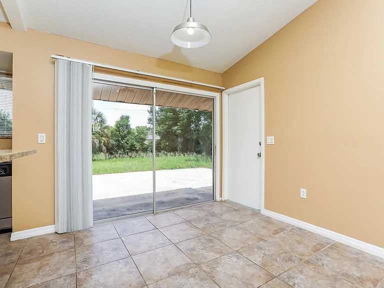 5343 Broken Pine Cir — Photo 7