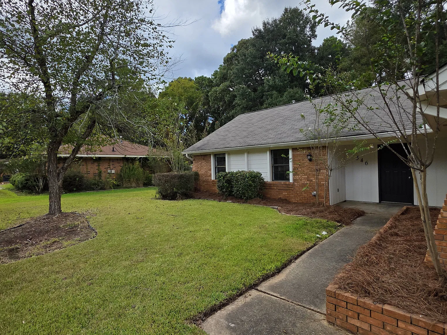 3 bed, 1442 sqft, $1,950 — Photo 4