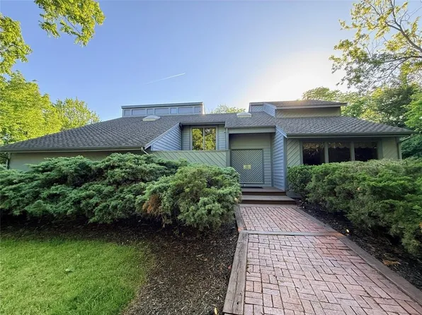 917 E 1264th Rd, Lawrence, KS 66047
