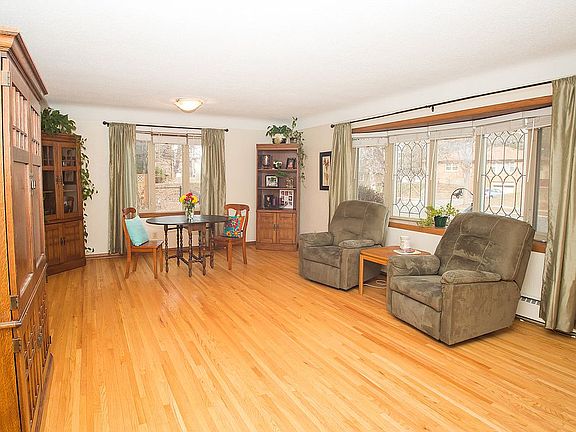 4th image of 1259 Macarthur Ave