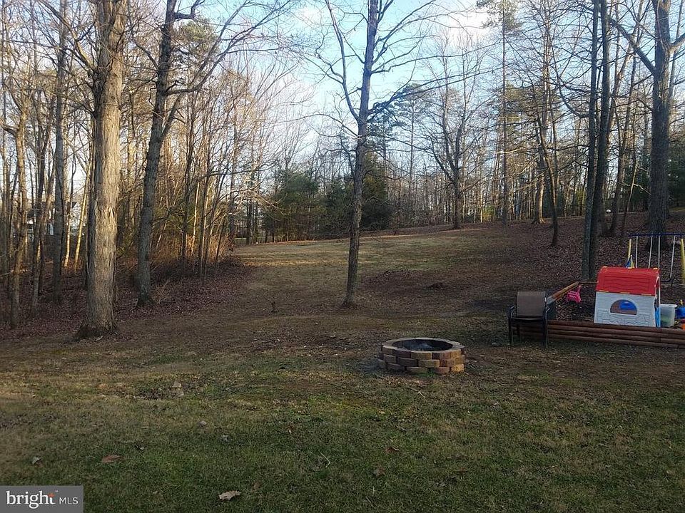 2nd image of 11123 Signal Hill Rd