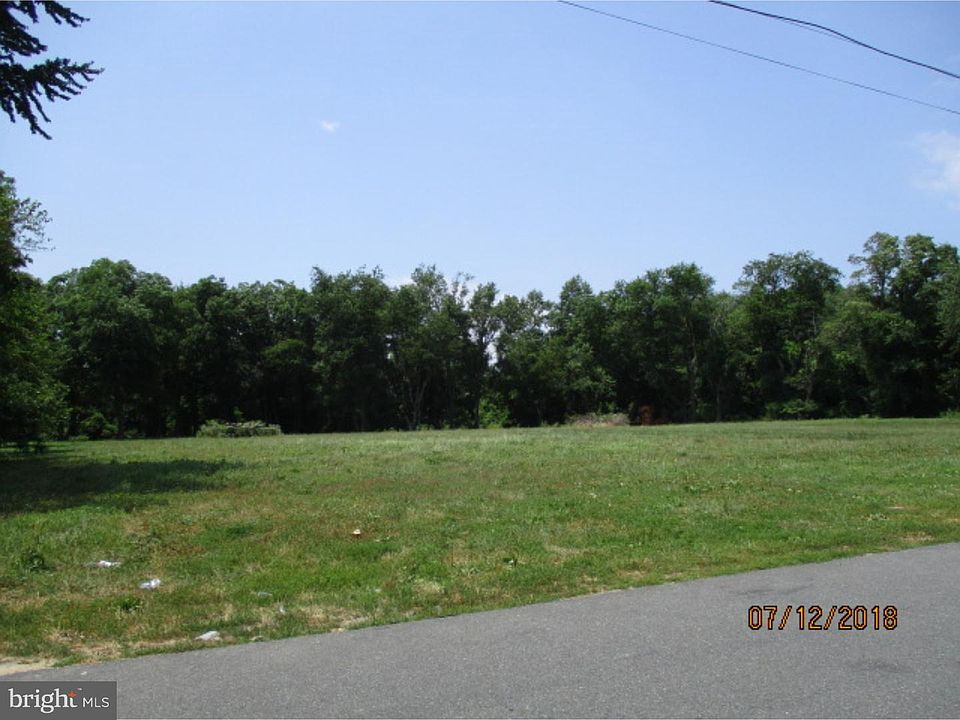 1st image of 402 Truitt Ave
