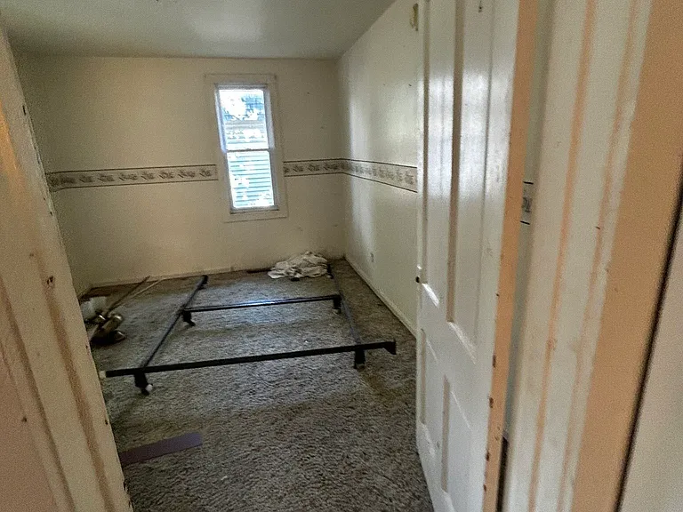 304 N Spruce St — Photo 21