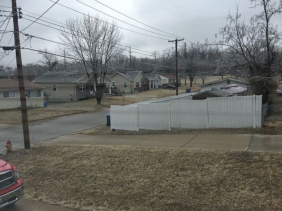 3rd image of 6031 Jefferson Ave