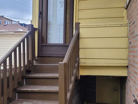 3rd image of 7639 S Cornell Ave