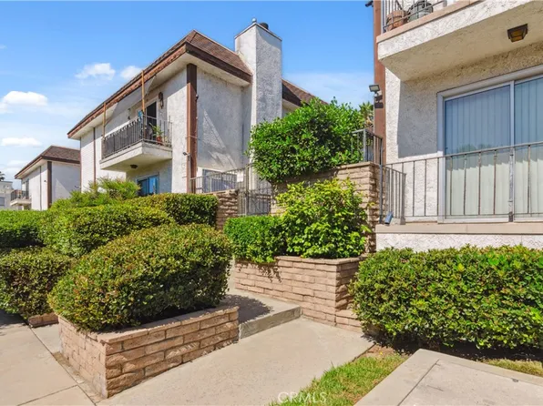 8544 Independence Ave APT 102, Canoga Park, CA 91304