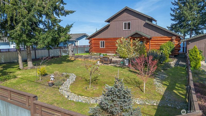 4th image of 1363 Thorndyke Road