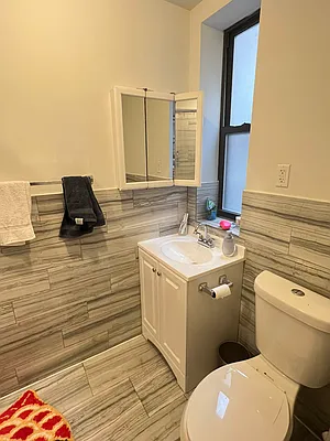 Rented by REAL New York | media 17