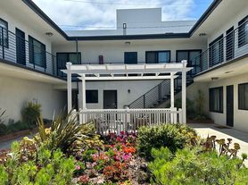 21111 Wood Ave, Torrance, CA
