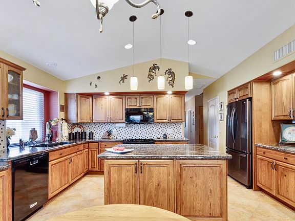 4th image of 9566 W Potter Drive