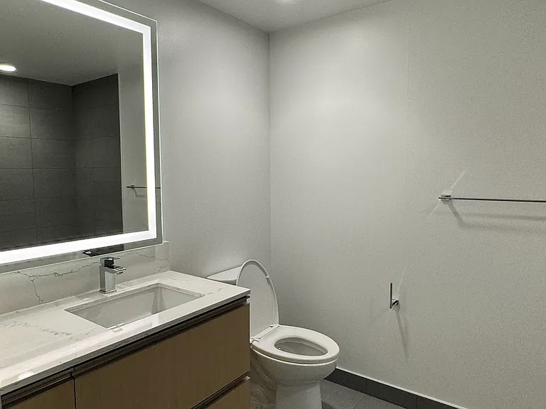1808 Minor Ave #2402 — Photo 7