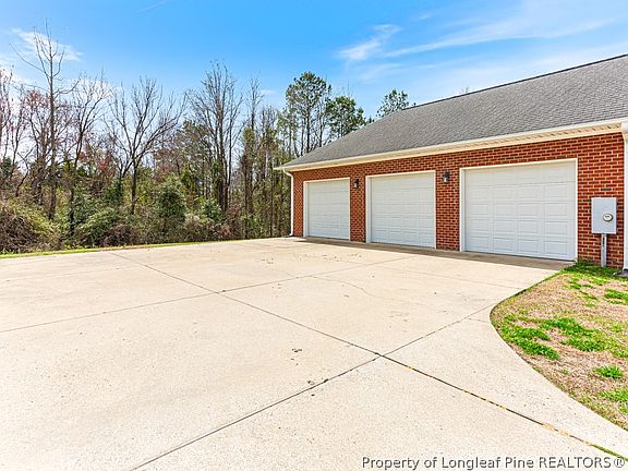 5th image of 251 Water Ridge Ln