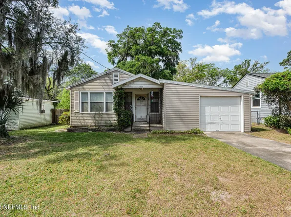 1744 LILLY Road E, Jacksonville, FL 32207