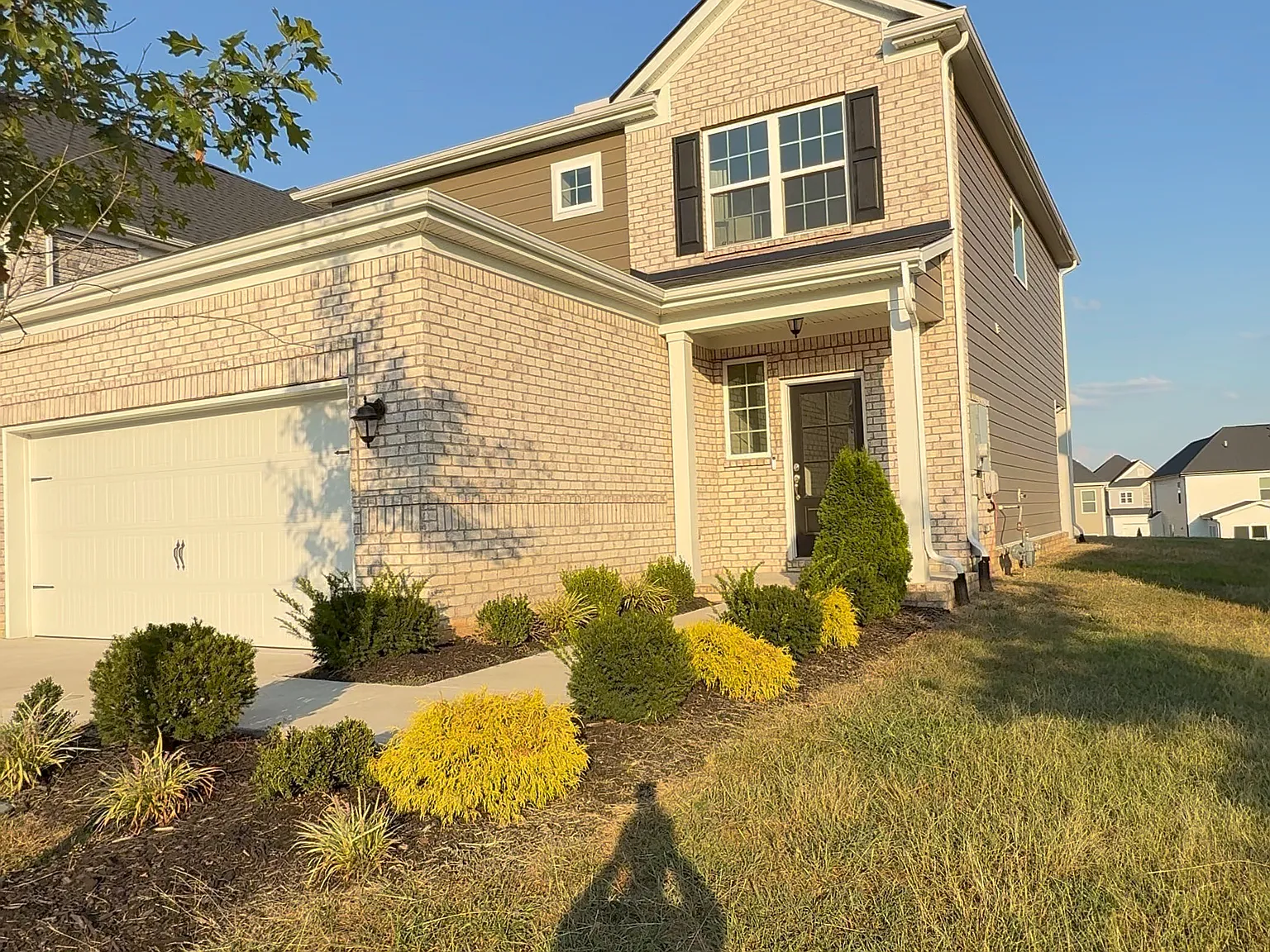 4 bed, 2.5 bath, 1984 sqft, $2,650 — Photo 4