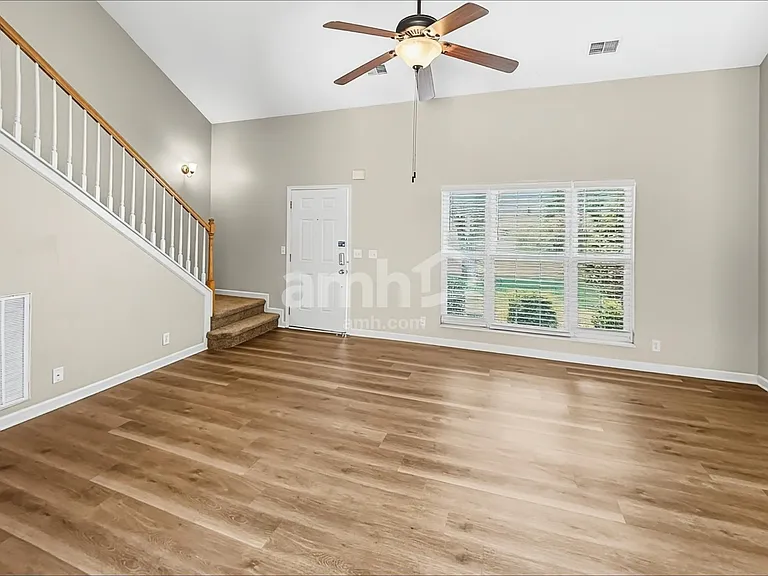 2120 Loudenslager Dr — Photo 8