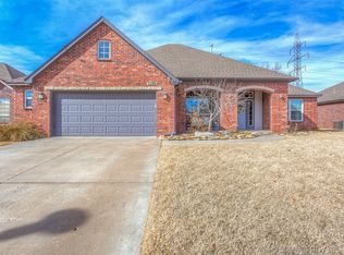 3296 S 201st East Ave, Broken Arrow, OK 74014