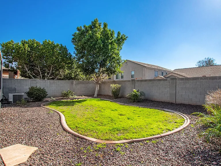 9837 W Salter Dr — Photo 28