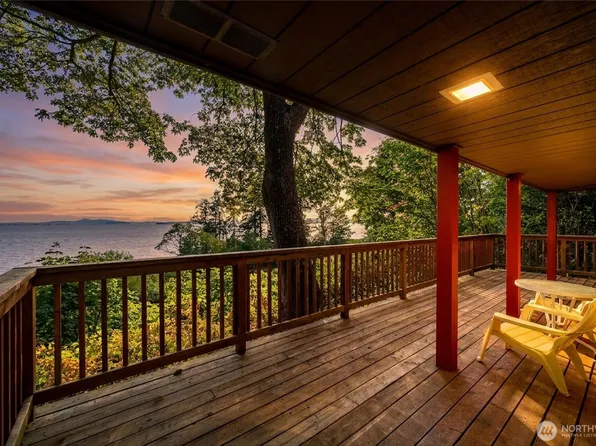 3164 Chuckanut Drive, Bow, WA 98232