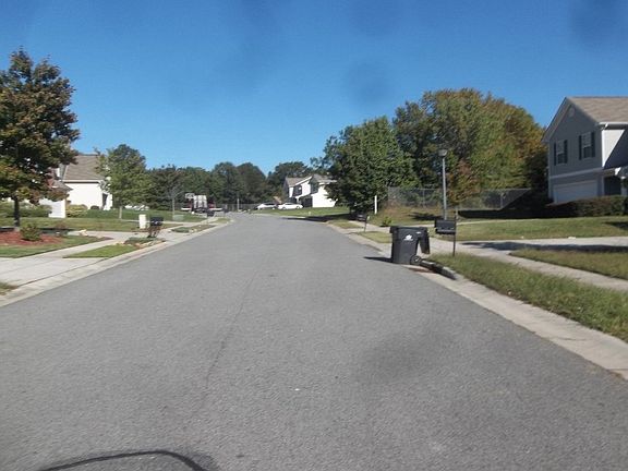 4th image of 14116 Bernardy Ln