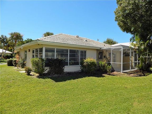 2nd image of 330 Dante Dr #330