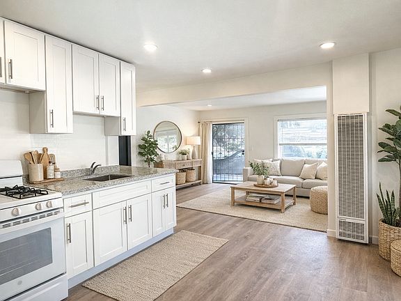 4th image of 17 Cambridge Ave