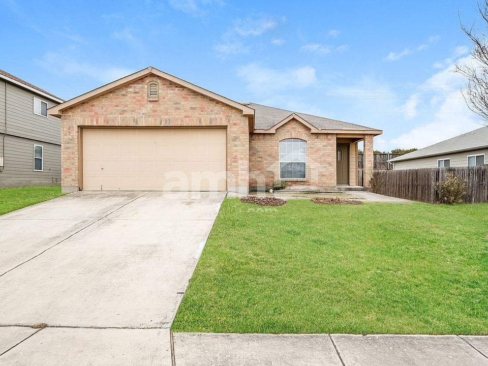 1st image of 224 Willow Br