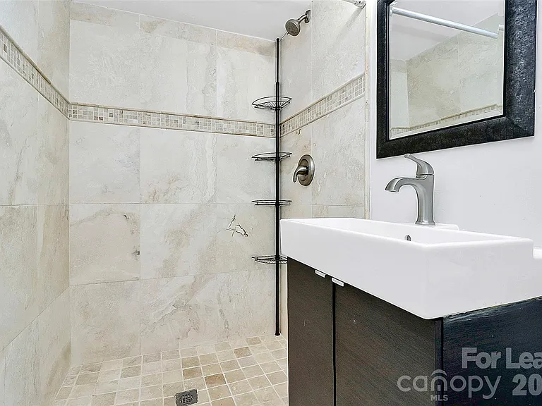 6133 Colchester Pl — Photo 16