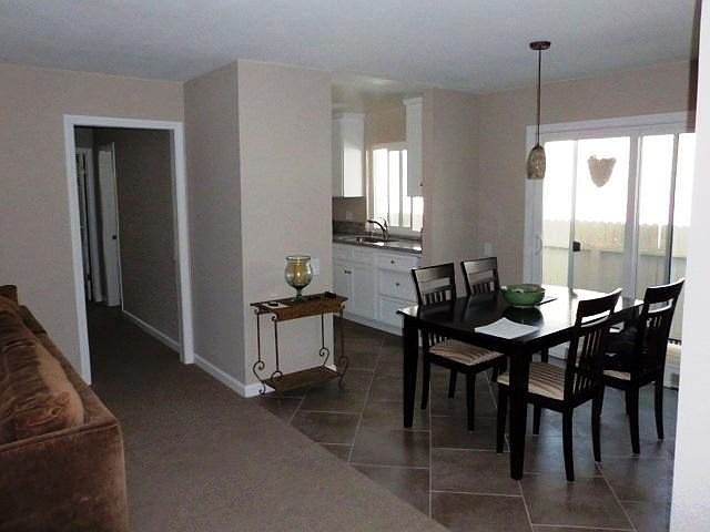 1st image of 1916 Warfield Ave APT 3