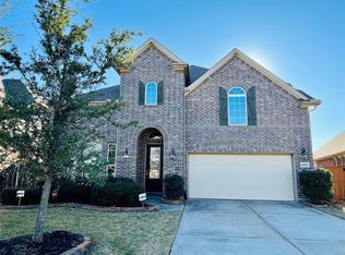 10831 Paula Bluff Ln, Cypress, TX 77433