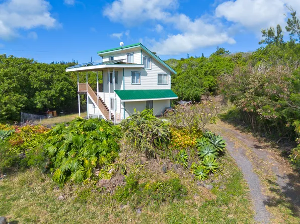 94-6406 Malulani Rd, Naalehu, HI 96772